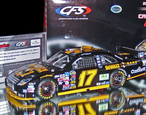 MATT KENSETH 2007 DEWALT 1/24 RCCA CLUB