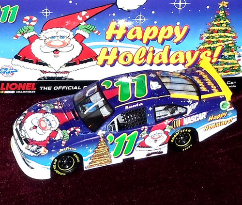 KYLE BUSCH 2011 SAM BASS CHRISTMAS CAR 1/24 ACTION