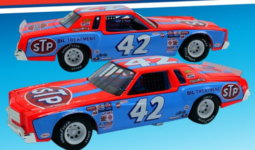 RICHARD PETTY 1981 STP "THE PETTY SWAP AT RIVERSIDE" 1/24 ARC DIECAST (ADVANCED ORDER)