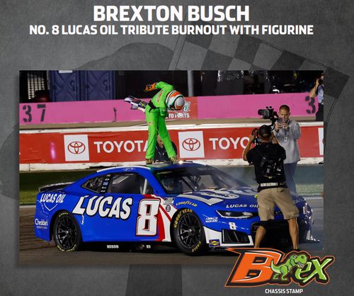 BREXTON BUSCH 2026 LUCAS OIL TRIBUTE BURNOUT CAR W/ FIGURE & DISPLAY CASE 1/24 ARC DIECAST  (ADVANCED ORDER)