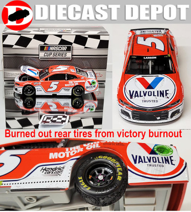KYLE LARSON 2021 NASHVILLE WIN RACED VERSION VALVOLINE #5 CAMARO 1
