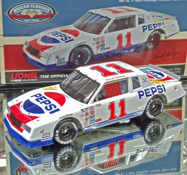 darrell-waltrip-1983-white-