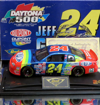 【新品未使用】Jeff Gordon 24 NASCAR 1:24スケール Winners Circle 2009 Nascar 1:24 Scale Diecast Car #24 Jeff