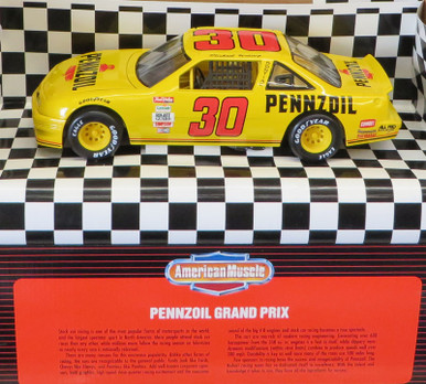 MICHAEL WALTRIP 1992 PENNZOIL 1/18 AMERICAN MUSCLE (SLIGHTLY WORN BOX)