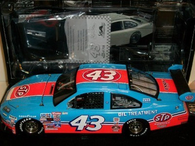 richard-petty-200th-win-cot-1-