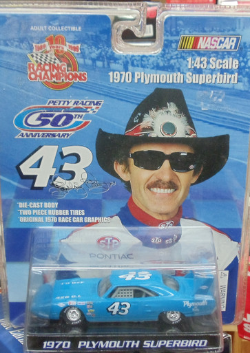 RICHARD PETTY 1970 SUPERBIRD 1/43 SCALE by RACING CHAMPIONS