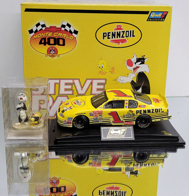 STEVE PARK 2001 LOONEY TUNES 1/24 REVELL DIECAST W/ COLLECTIBLE FIGURE