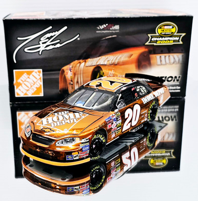 ルーニーテューンズNASCAR 公認1/24ダイキャスト(黄色)❶ ルーニーテューンズNASCAR 公認1/24ダイキャスト(黄色)➀ - メルカリ