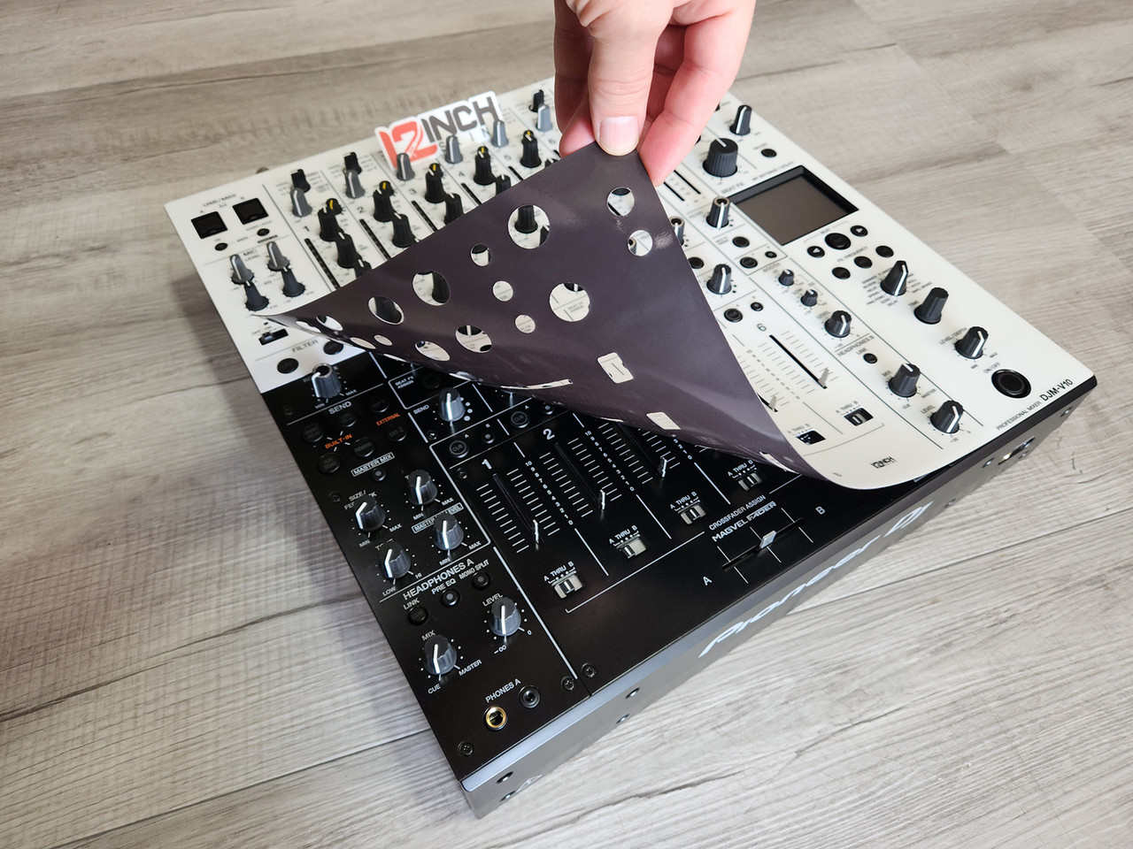 Pioneer DJM-V10 Skinz - Colors - 12inchSkinz