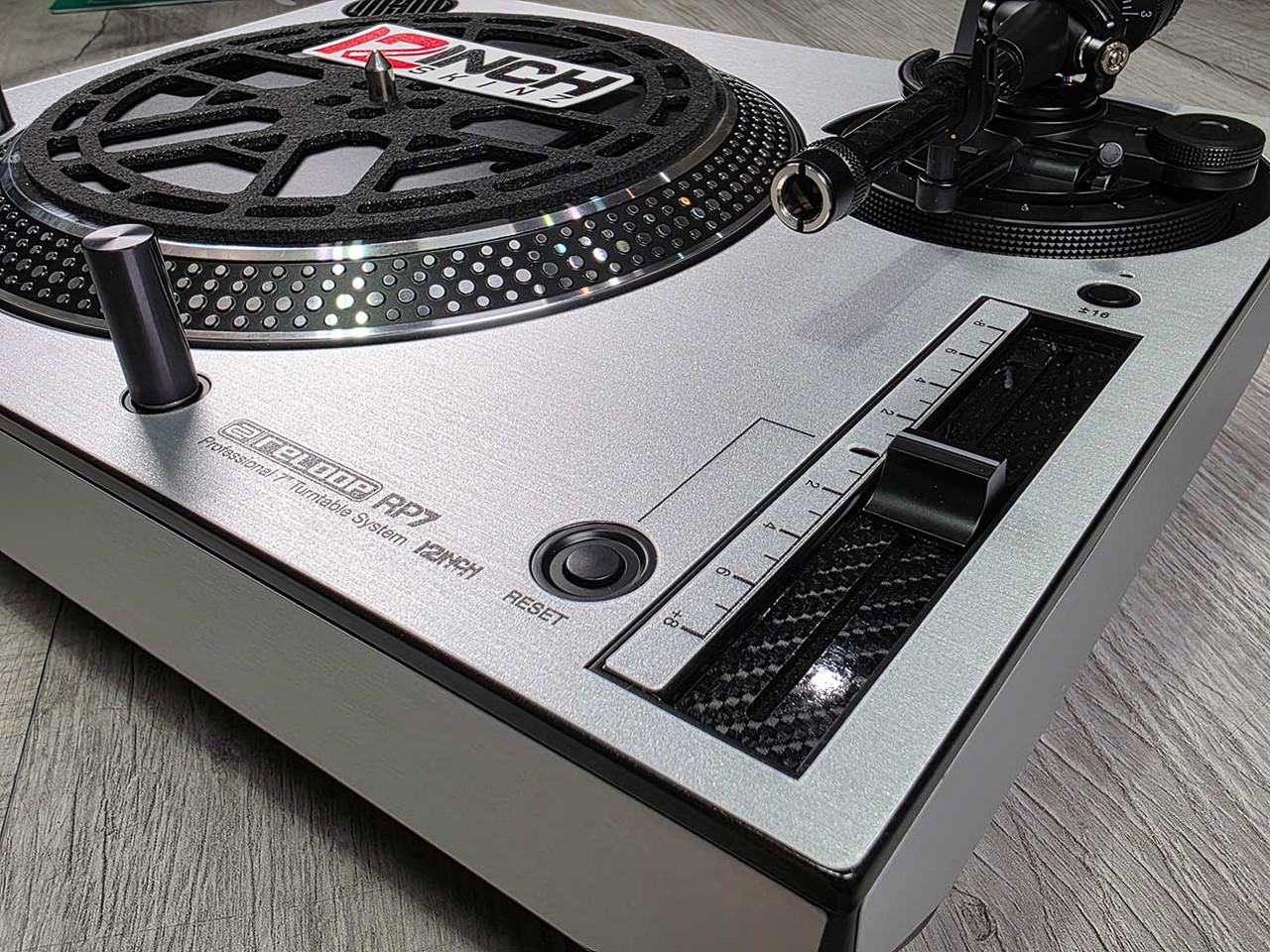 Reloop RP-7 Skinz (SINGLE) - Metallics Reloop RP-7 Skinz (SINGLE) - Metallics