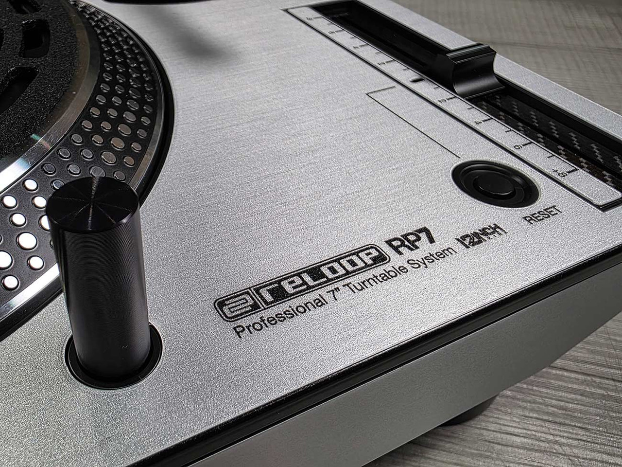 Reloop RP-7 Skinz (SINGLE) - Metallics Reloop RP-7 Skinz (SINGLE) - Metallics