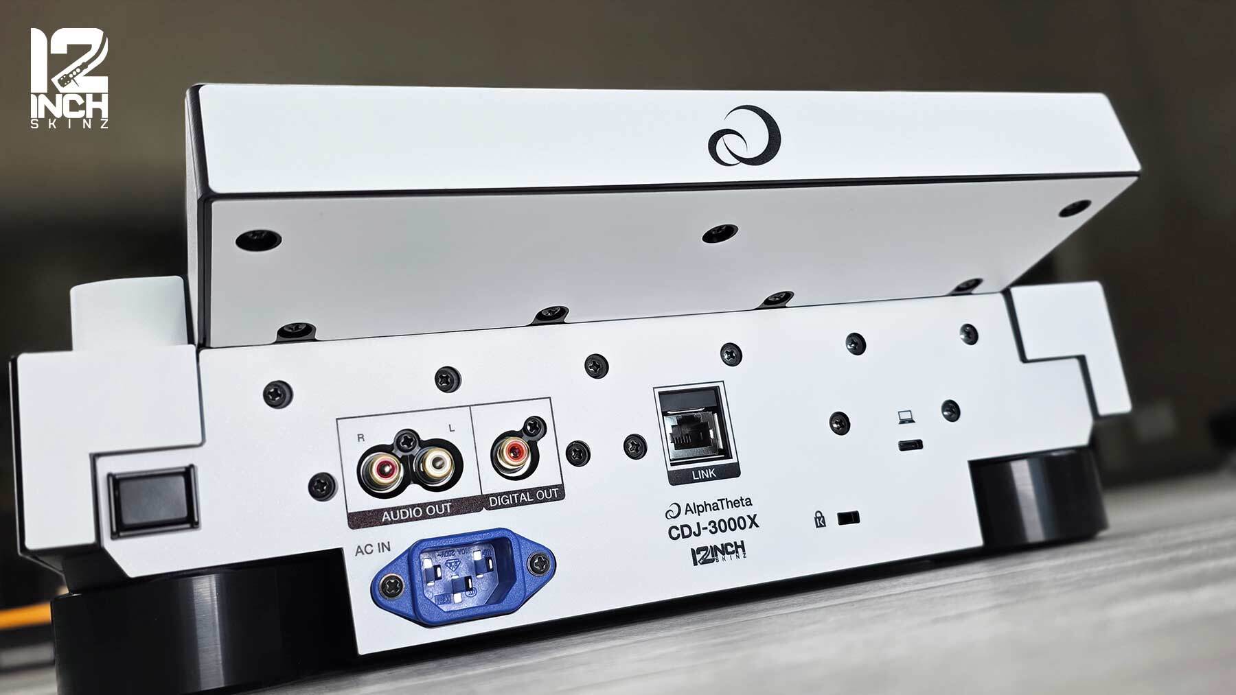 alpha-theta-cdj-3000x-12inchskinz-rear-chassis.jpg