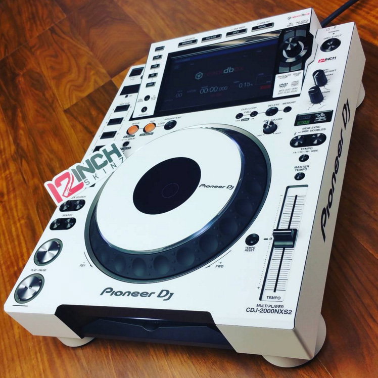 cdj-200nxs2-white-lowres.jpg