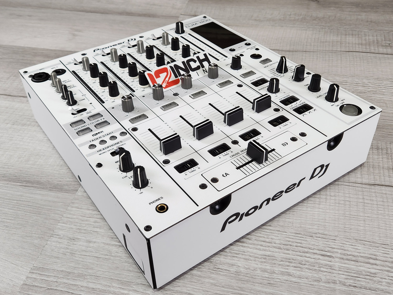 pioneer-djm-800-left-front-12inchskinz.jpg