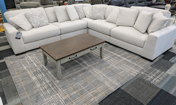 Lyndeboro 5 pc sectional 