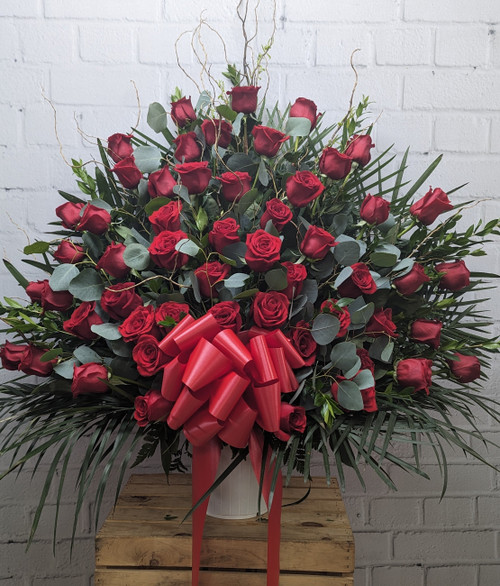 Red Rose Basket