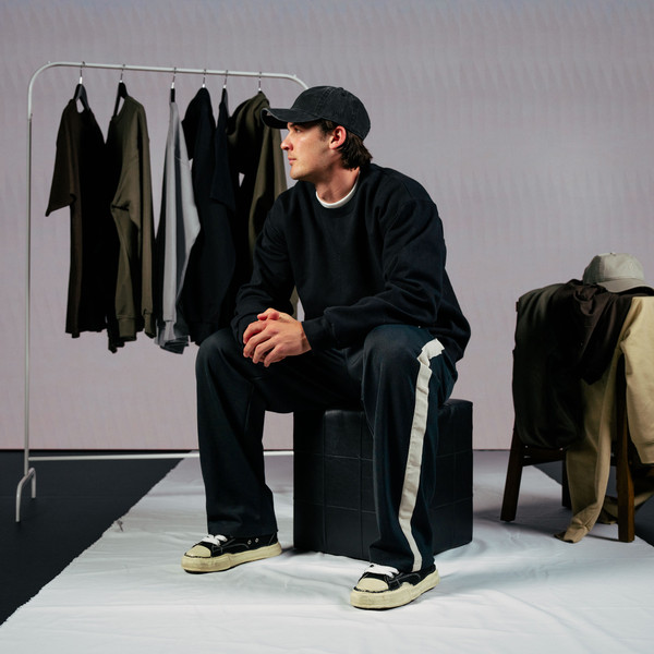 PA Tonal Crew Sweater - Black