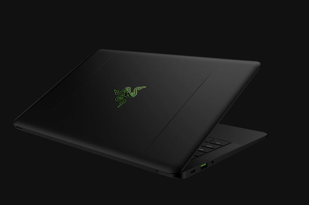 Razer Blade Stealth (H4T/W10/QHD+/i7/16GB/512GB/BLK)