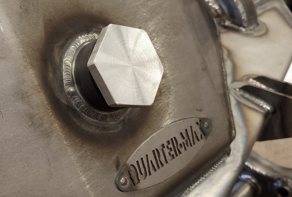 Aluminum Cap & Steel Bung - Installed