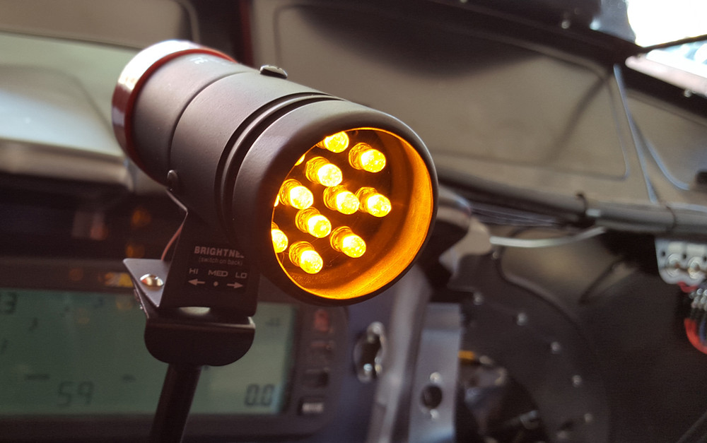 Beat Light デモ AutoMeter 5332 Shift Light | Quarter-Max