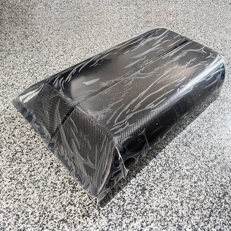 31" Length 20" Width Universal Oil Containment Device (QM-415019-20)