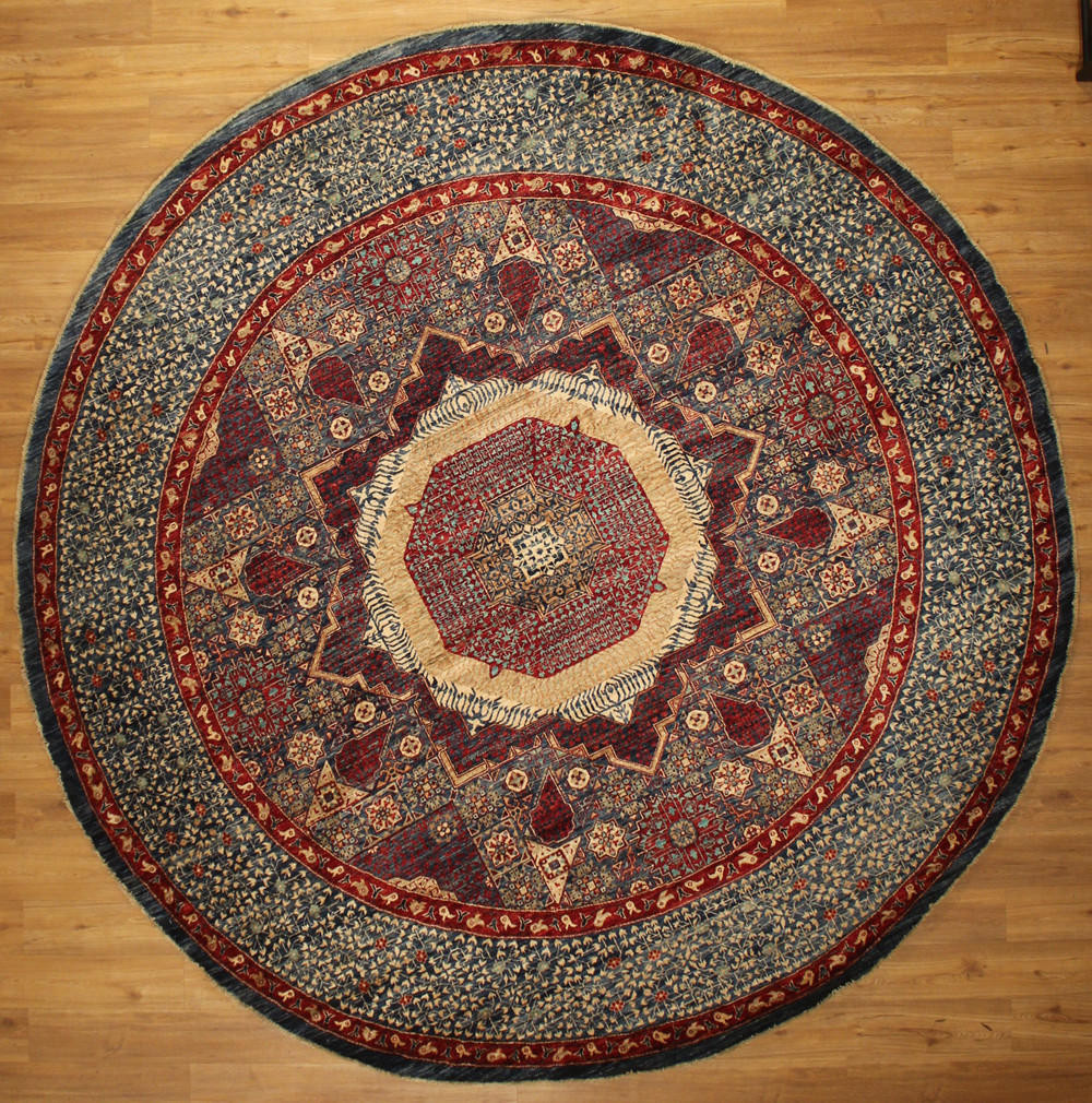 round 9'11 x 9'11 rug