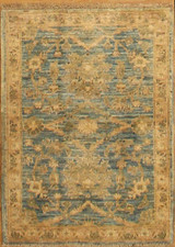 Transitional 2'1 x 3' Light color small rug 