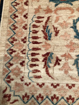 Transitional Light color room size rug 8' x 9'8 