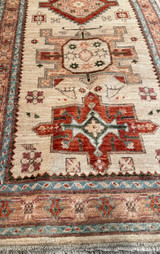 Beige background 2'5 x 9'5 Runner