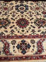 Mahal design room size rug 8'  X 9'9