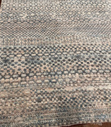 Contemporary style runner 2'7x11'5