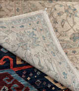 Transitional style light color room size hand knotted Rug (8'X9'8)