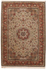 Traditional Tabriz design Chinese   6' x 8'11 