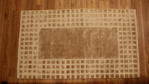 Modern Contemporary design rug 3' X 5' 