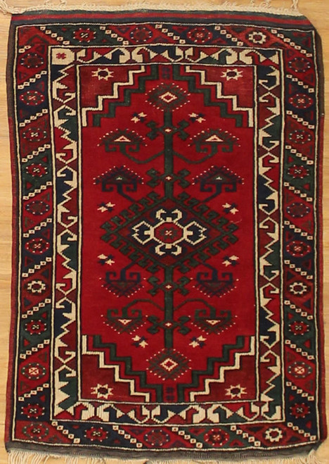 Traditional Small Turkish Rug  2'6 x 3'6 