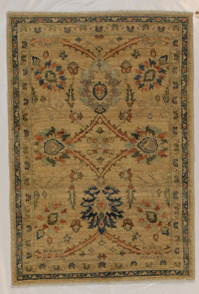 Light Traditional Rug Light color traditional design rug 2'8 x 3'11