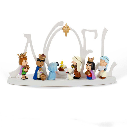 Peanuts© Battery-Operated LED Lighted Nativity Scene