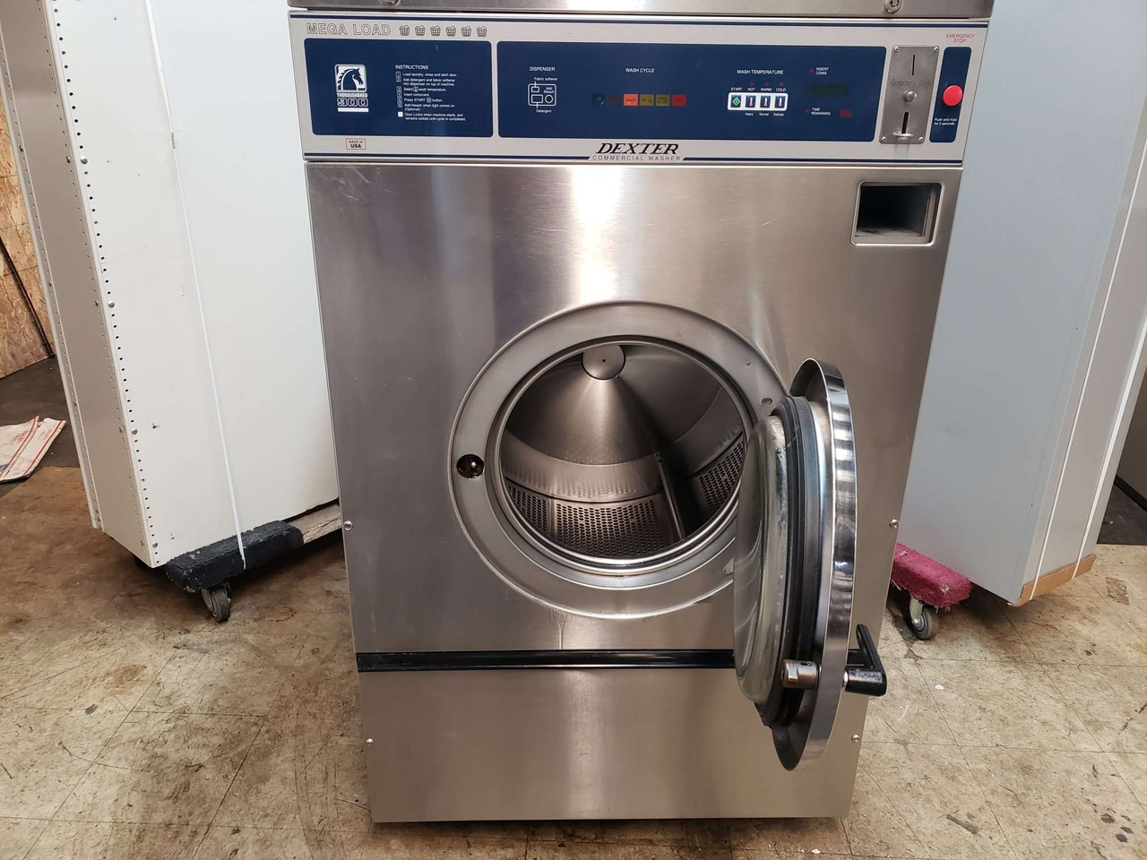 DEXTER T900 COMMERCIAL FRONT LOAD WASHING MACHINE, MODEL : WCAD55KCS-12  SERIAL NO : 20511000485996