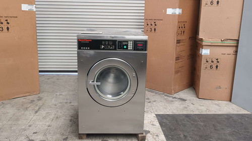 Speed Queen SC40BY2O160001 Front Load Washer 40LB, 208/240V 60Hz 3PH, Serial#:0709009808 Refurbished