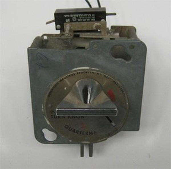 * Dryer 110V Greenwald Round Faced  ¢25 Coin Meter (drop) 1 switch Huebsch