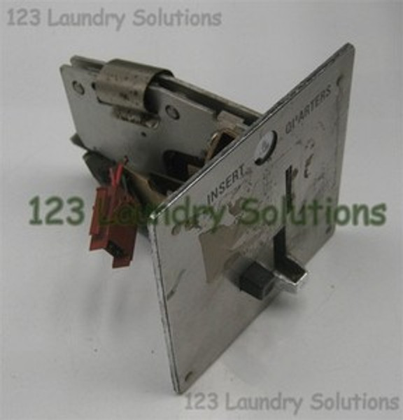 * Washer 110V Coin Drop Huebsch, F160647P