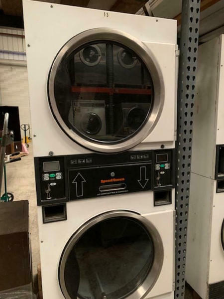 SPEED QUEEN STACK DRYER 30LBS WHITE FINISH MODEL ST0300DRG S/N: R0006005887 