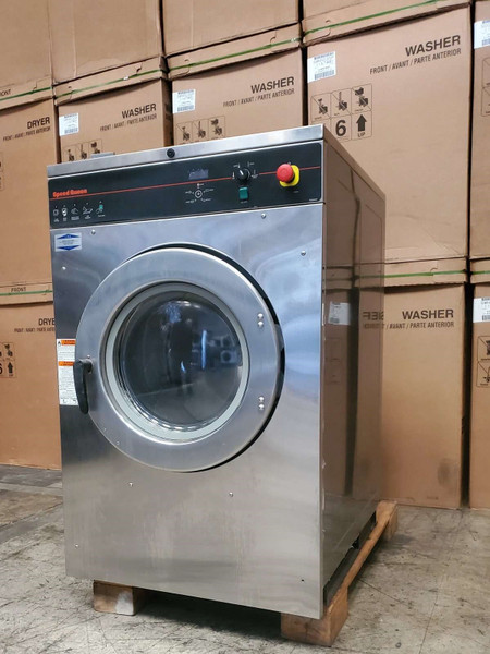 SPEED QUEEN COMMERCIAL FRONT LOAD  WASHING MACHINE, OPL. MODEL: SCN040GN2OU1001, SERIAL  NO: 1007000061