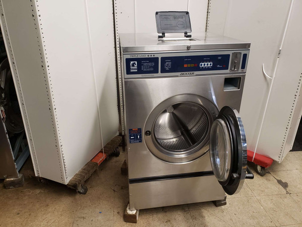 DEXTER T-400 COMMERCIAL FRONT LOAD WASHER MODEL: WCVD25KCS-12 Serial No. 20312000466037