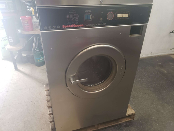Speed Queen Coin Operated Commercial Front Load Washing Machine Model: SC35MD2LU10001 Serial no: 1195073264 