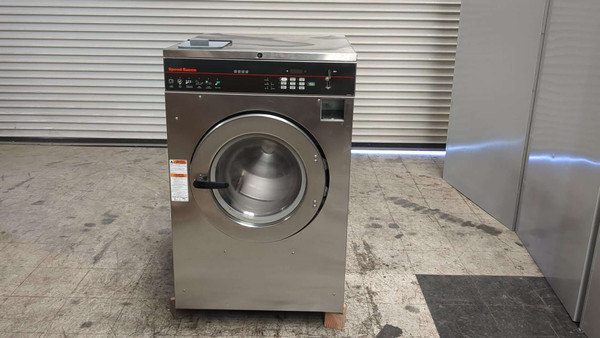 Speed Queen 40LB Coin Operated Front Load Washer MODEL: SCN040JC2OU1001 S/N: 1008022353 Refurbished