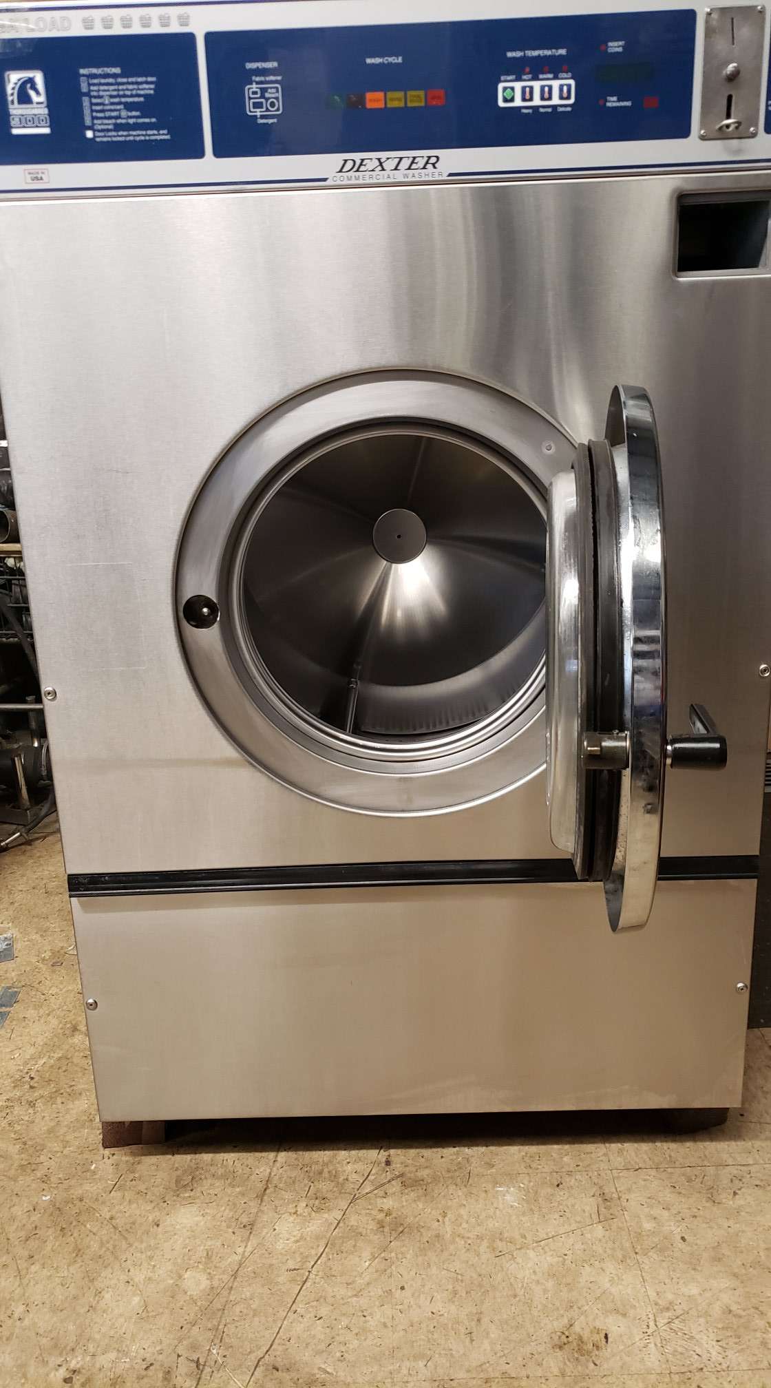 DEXTER T900 Commercial Front Load Washing Machine MODEL: WCAD55KCS