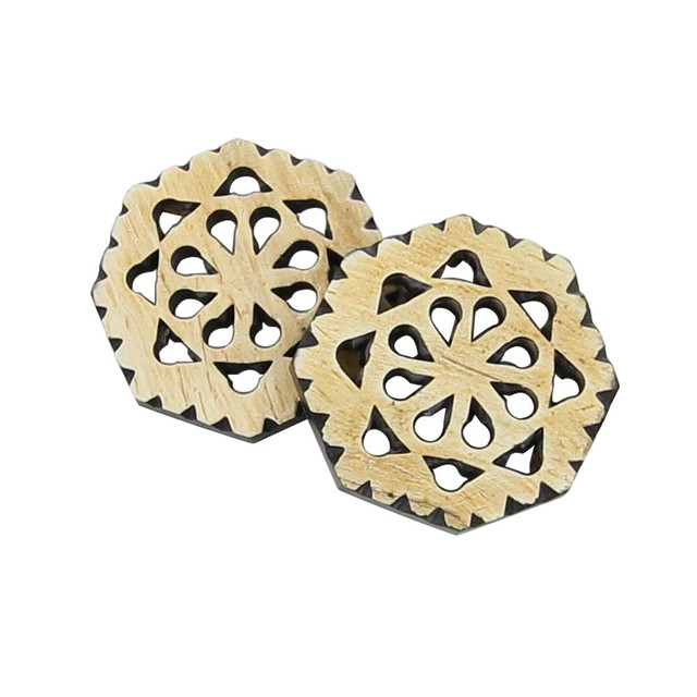 Snowflake in the Wind Custom Horn Buttons Snowflake in the Wind Custom Horn Buttons