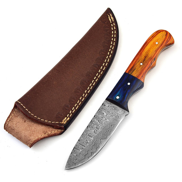 Ceylon Sapphire Damascus Steel Full Tang Hunting Knife | Leather Sheath Included
