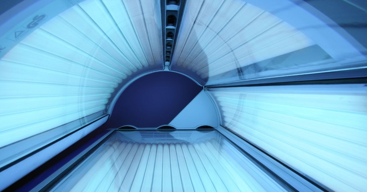 Tanning Beds vs. Sun Tanning A Comprehensive Comparison
